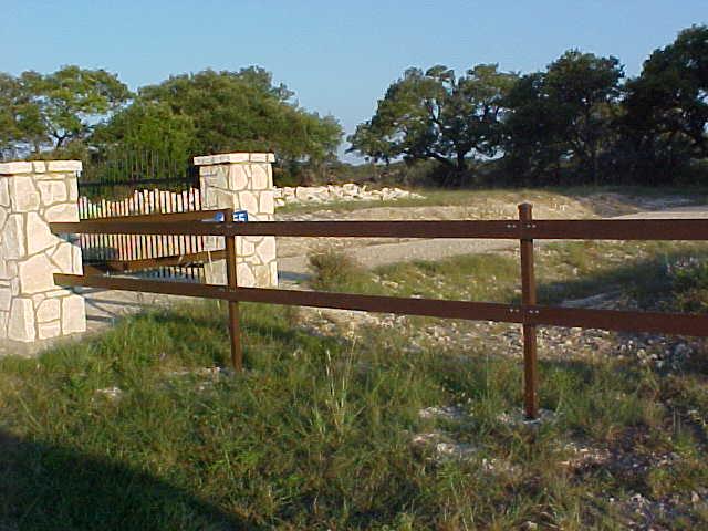 fiberglass ranch rail fence